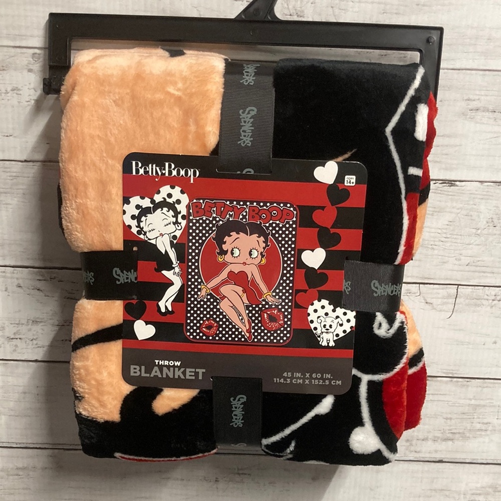 Betty Boop Throw Blanket